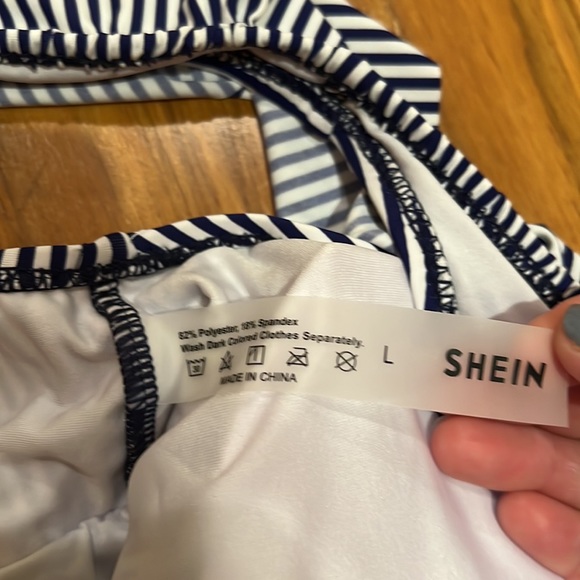 SHEIN one piece swimsuit - Picture 6 of 6